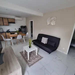 Appartement Maison Independante Avec Clim Dysney Roissy Parc Des Expositions France